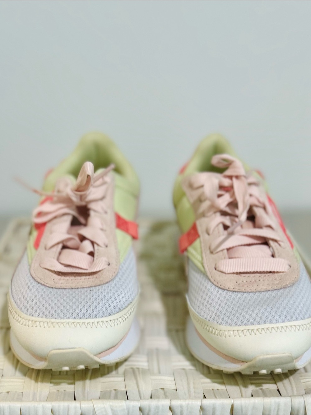 PUMA Future Rider Interest Colorblock Sneakers Pink White Pistachio Suede Size 8